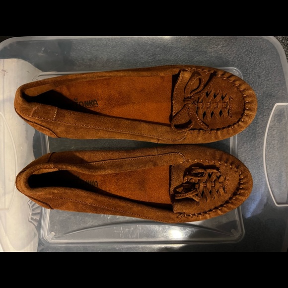 Minnetonka Moccasins - Picture 4 of 4